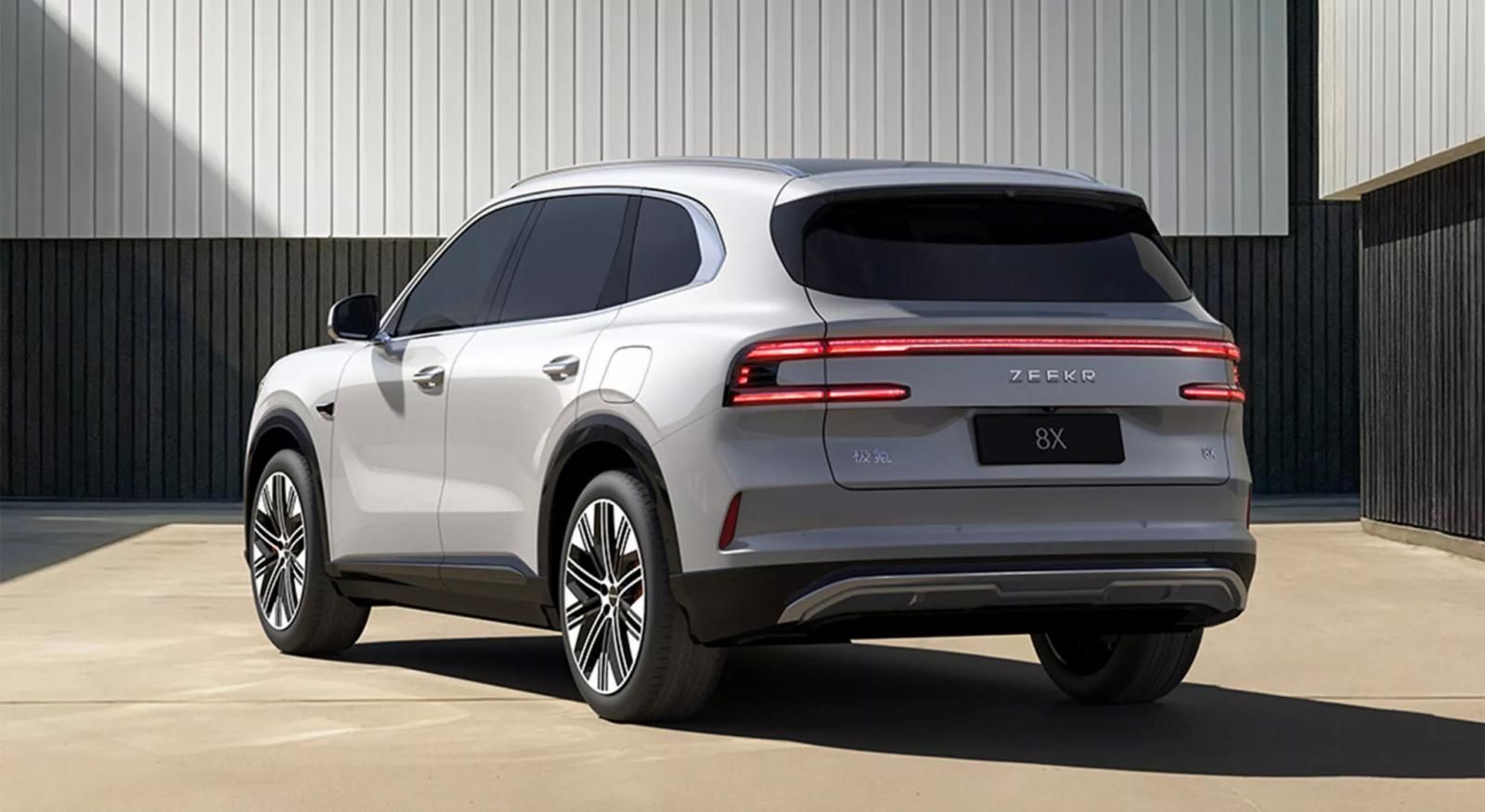 Zeekr 8Χ: Αποκάλυψη για το νέο Plug-in υβριδικό SUV